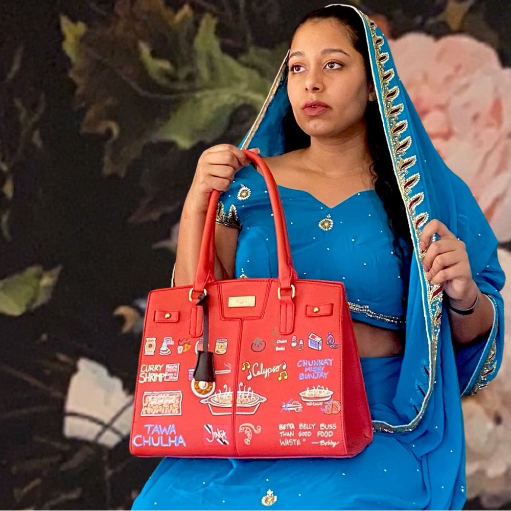VanRahDesign hand painted BCBG purse with lock —Painting “Curry Jinga : Coral” - Picture 5 of 13